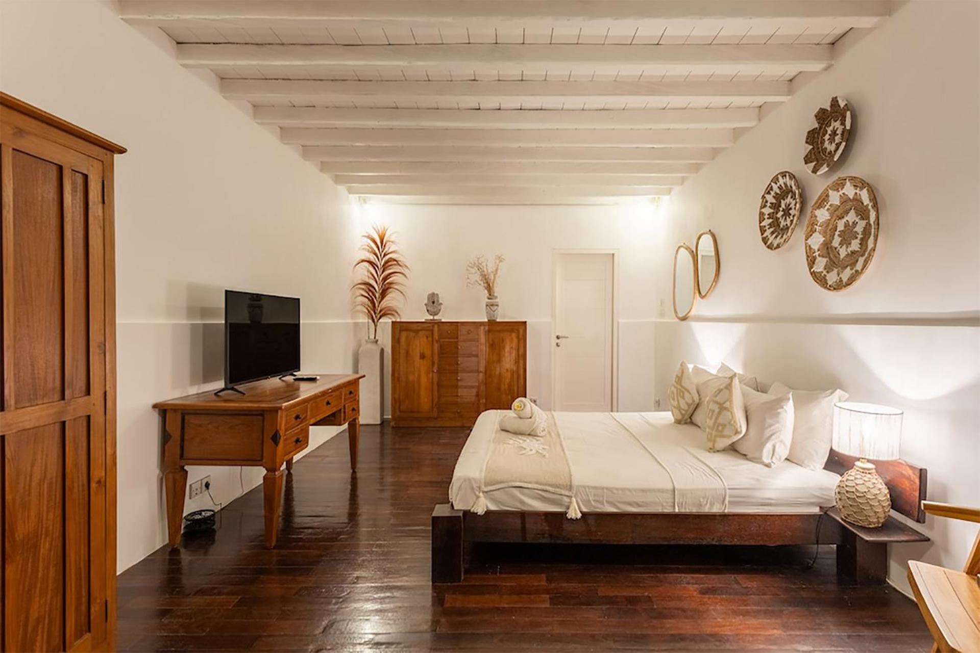 4 Bedroom Villa - Kerobokan เซมินยัค ภายนอก รูปภาพ