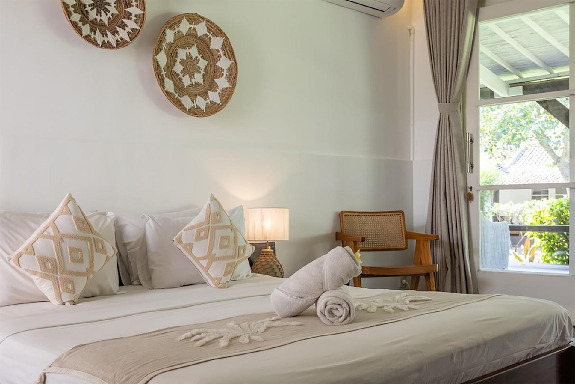 4 Bedroom Villa - Kerobokan เซมินยัค ภายนอก รูปภาพ