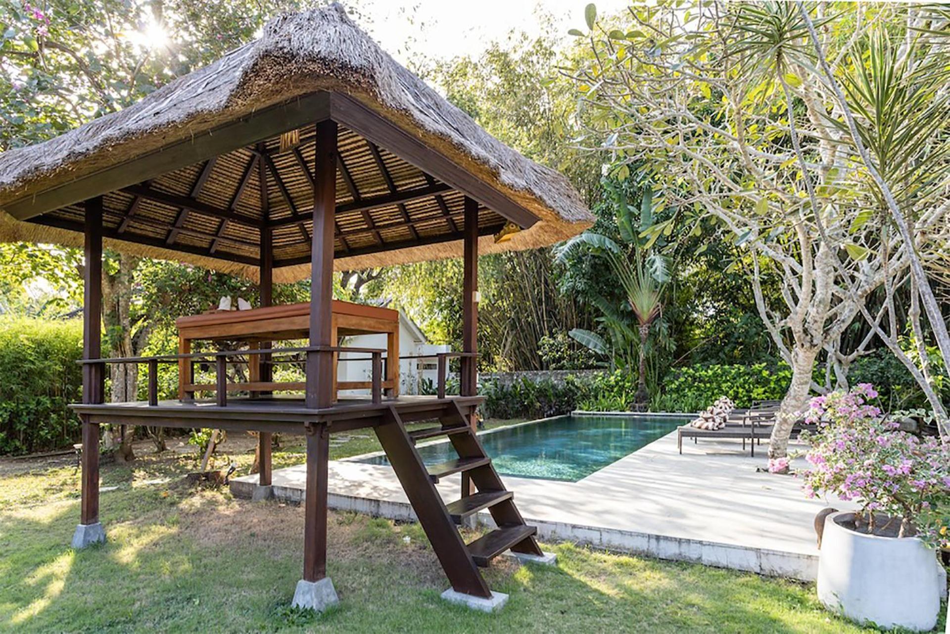 4 Bedroom Villa - Kerobokan เซมินยัค ภายนอก รูปภาพ